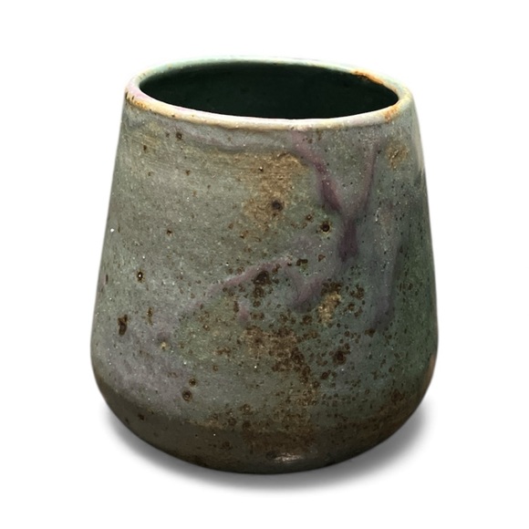 Lot of signed Studio Pottery Bowl, Shakers,Lidded Bowl,2 pots handcraft artisans - Picture 10 of 14